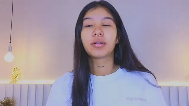 Snapshot of Aida_moreno chatting on October 26, 2025, 11:43 am Aida moreno online show from October 26, 2025, 11:43 am