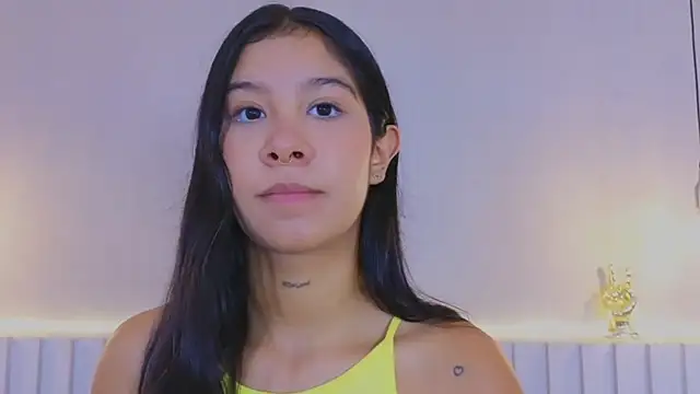 Snapshot of Aida_moreno chatting on October 14, 2025, 11:33 am Aida moreno online show from October 14, 2025, 11:33 am