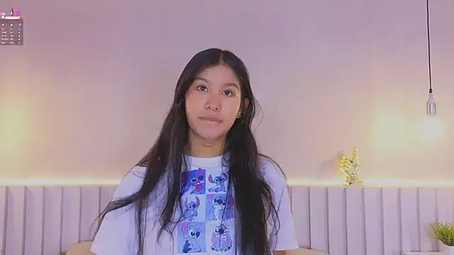 Snapshot of Aida_moreno chatting on November 28, 2025, 11:21 am Aida moreno online show from November 28, 2025, 11:21 am