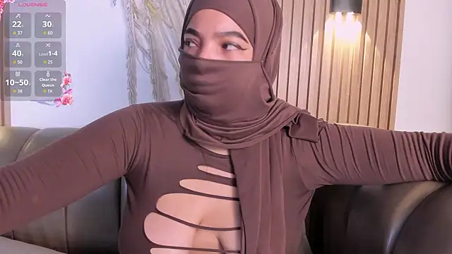 Snapshot of malak_nanyy chatting on February 12, 2026, 10:15 am malak nanyy online show from February 12, 2026, 10:15 am