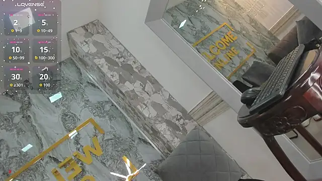 Snapshot of nayshalopestss chatting on November 7, 2025, 1:15 pm nayshalopestss online show from November 7, 2025, 1:15 pm