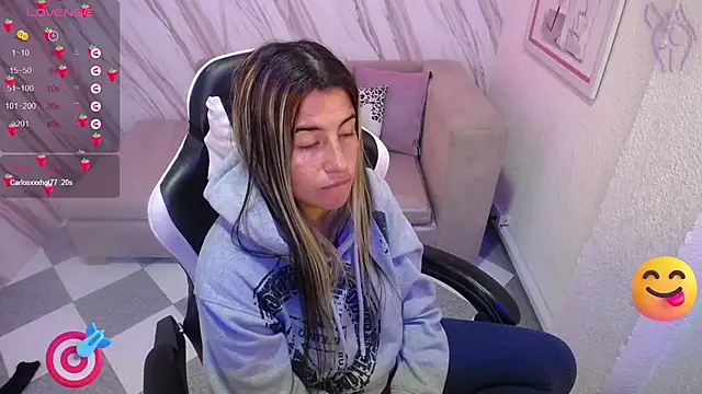 Snapshot of Valerie_b chatting on February 28, 2025, 9:15 am Valerie b online show from February 28, 2025, 9:15 am