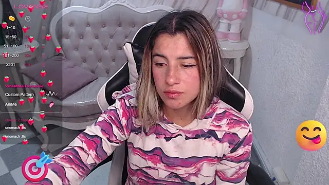 Snapshot of Valerie_b chatting on March 15, 2025, 9:30 am Valerie b online show from March 15, 2025, 9:30 am