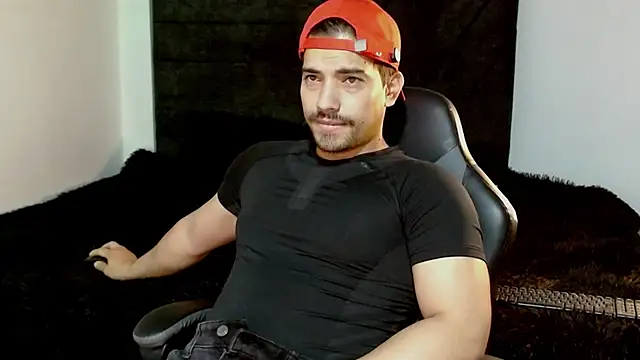 Snapshot of Ian_Daviz chatting on April 6, 2026, 9:21 am Ian Daviz online show from April 6, 2026, 9:21 am