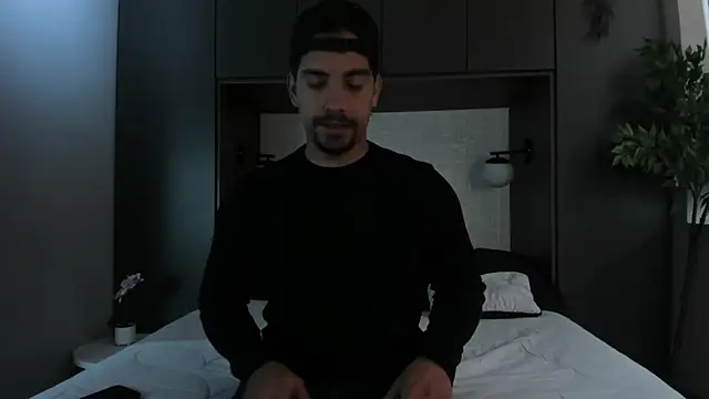 Snapshot of Ian_Daviz chatting on March 16, 2025, 8:00 pm Ian Daviz online show from March 16, 2025, 8:00 pm
