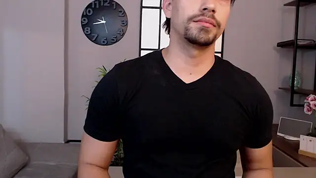 Snapshot of Ian_Daviz chatting on February 20, 2025, 8:03 pm Ian Daviz online show from February 20, 2025, 8:03 pm