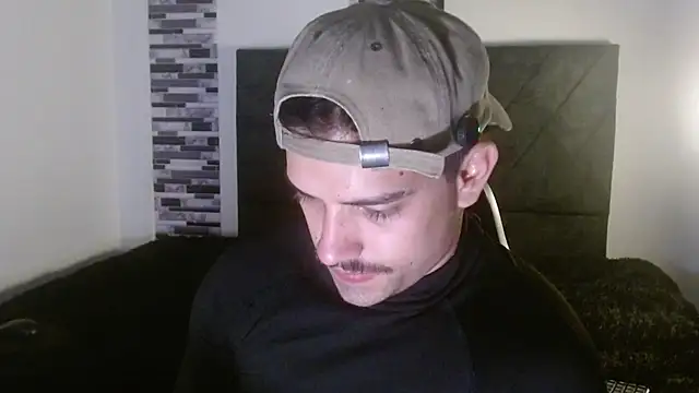 Snapshot of Ian_Daviz chatting on March 19, 2026, 2:33 am Ian Daviz online show from March 19, 2026, 2:33 am