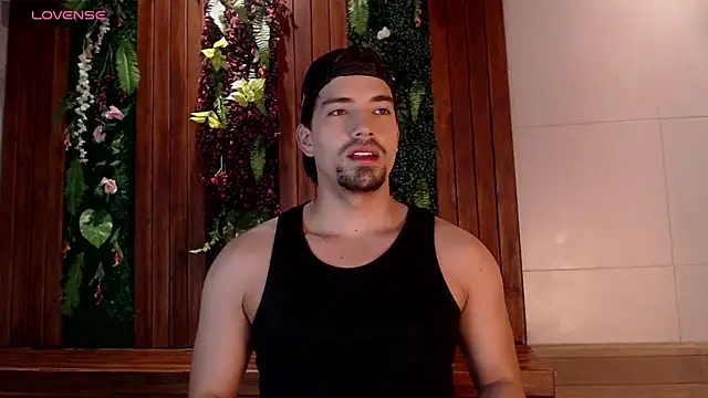 Snapshot of Ian_Daviz chatting on February 26, 2025, 8:04 pm Ian Daviz online show from February 26, 2025, 8:04 pm