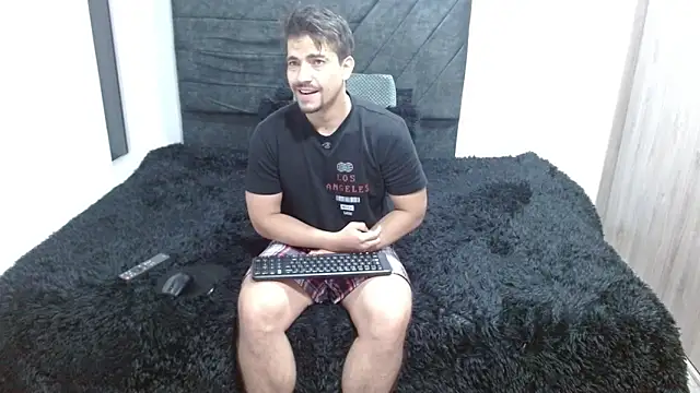Ian Daviz online show from June 27, 2026, 4:24 pm