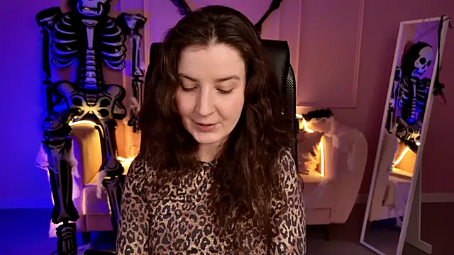 JackieByrd online show from October 18, 2025, 1:13 pm