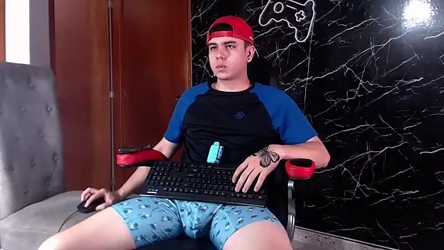 Snapshot of maty_hardx chatting on March 5, 2025, 2:12 pm maty hardx online show from March 5, 2025, 2:12 pm