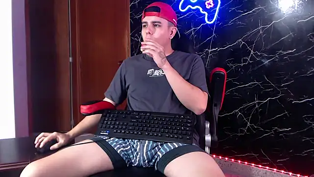 Snapshot of maty_hardx chatting on January 9, 2025, 1:35 pm maty hardx online show from January 9, 2025, 1:35 pm