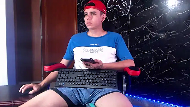 Snapshot of maty_hardx chatting on January 17, 2025, 2:18 pm maty hardx online show from January 17, 2025, 2:18 pm