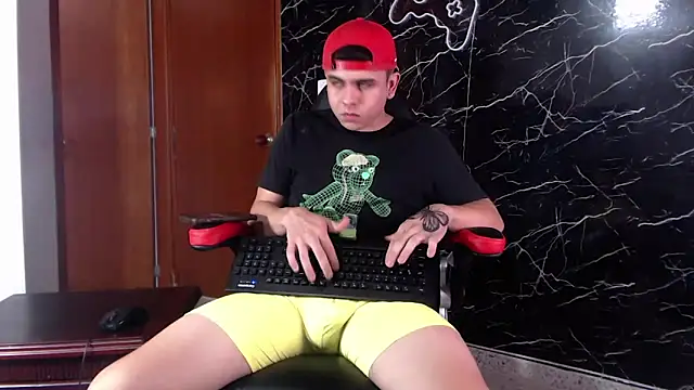 Snapshot of maty_hardx chatting on February 27, 2025, 3:26 pm maty hardx online show from February 27, 2025, 3:26 pm