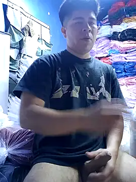 Snapshot of strokvic chatting on October 3, 2025, 11:39 pm strokvic online show from October 3, 2025, 11:39 pm