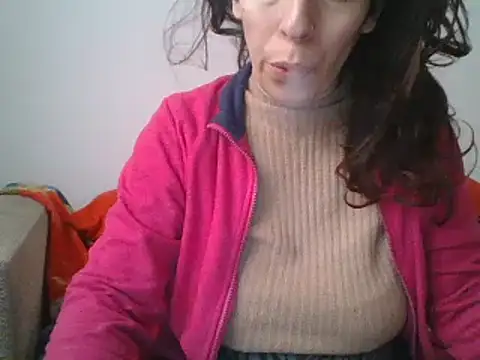 Snapshot of hairygirl80 chatting on February 18, 2025, 8:49 am hairygirl80 online show from February 18, 2025, 8:49 am
