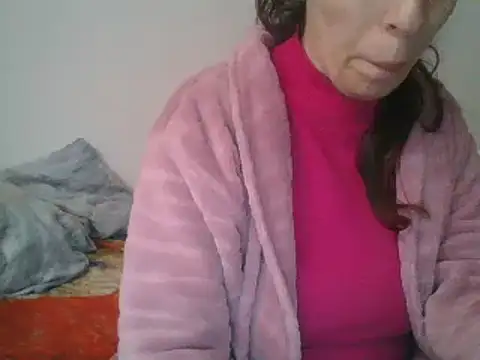 Snapshot of hairygirl80 chatting on January 27, 2025, 8:29 am hairygirl80 online show from January 27, 2025, 8:29 am