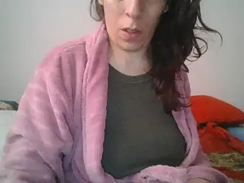 Snapshot of hairygirl80 chatting on February 24, 2025, 8:49 am hairygirl80 online show from February 24, 2025, 8:49 am