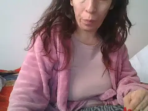 Snapshot of hairygirl80 chatting on February 10, 2025, 9:14 am hairygirl80 online show from February 10, 2025, 9:14 am