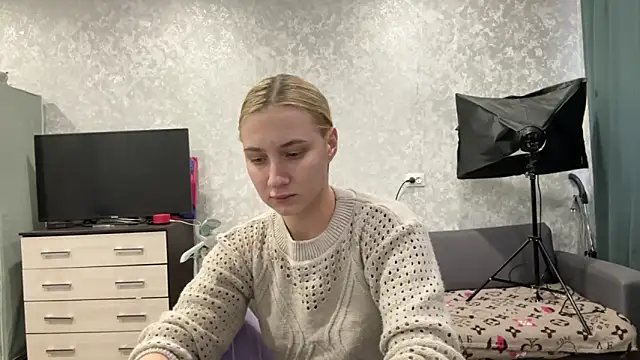 Snapshot of AnneBall chatting on January 23, 2025, 12:19 pm AnneBall online show from January 23, 2025, 12:19 pm