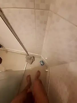 Snapshot of brunolorran6969 chatting on December 23, 2024, 11:49 pm brunolorran6969 online show from December 23, 2024, 11:49 pm