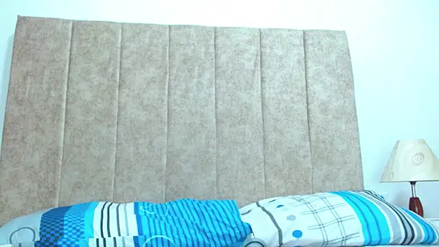 Snapshot of Dirty_Innocent chatting on February 19, 2025, 11:49 am Dirty Innocent online show from February 19, 2025, 11:49 am