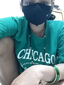 Snapshot of Kashish_18 chatting on November 27, 2025, 7:58 pm Kashish 18 online show from November 27, 2025, 7:58 pm