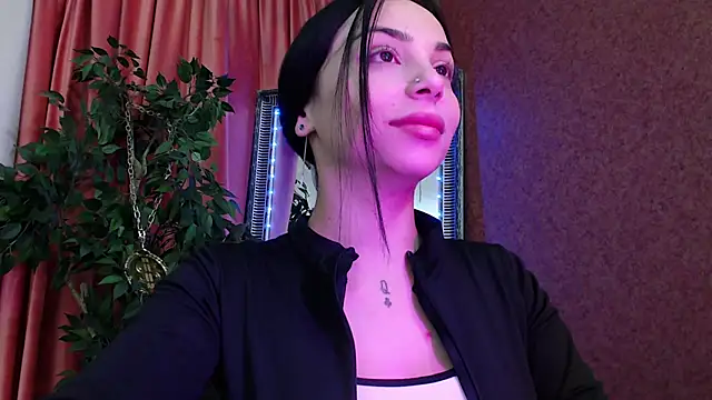 Snapshot of MissJuliax chatting on November 25, 2025, 7:08 am MissJuliax online show from November 25, 2025, 7:08 am