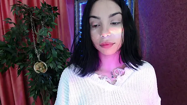 Snapshot of MissJuliax chatting on November 15, 2025, 6:50 am MissJuliax online show from November 15, 2025, 6:50 am