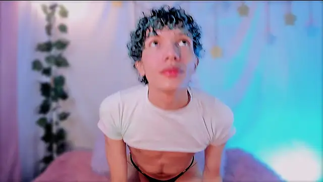 Im Alejo online show from October 11, 2025, 2:23 am