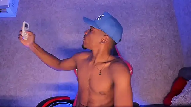 Snapshot of Jack_Muscles69_ chatting on September 28, 2025, 12:23 pm Jack Muscles69  online show from September 28, 2025, 12:23 pm