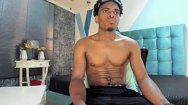 Snapshot of Jack_Muscles69_ chatting on February 24, 2025, 10:03 pm Jack Muscles69  online show from February 24, 2025, 10:03 pm