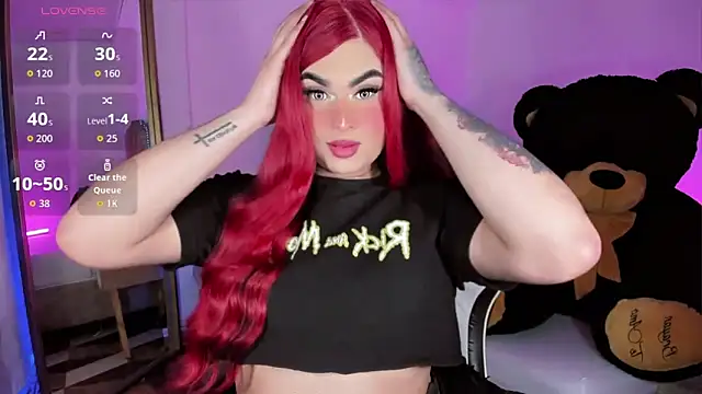 alexia mattel online show from December 14, 2025, 8:03 pm