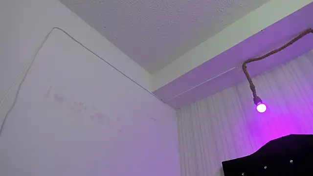 Snapshot of alice_dakota chatting on February 19, 2025, 5:27 am alice dakota online show from February 19, 2025, 5:27 am