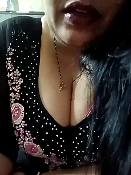 Snapshot of sneha_rose chatting on January 18, 2025, 6:43 pm sneha rose online show from January 18, 2025, 6:43 pm