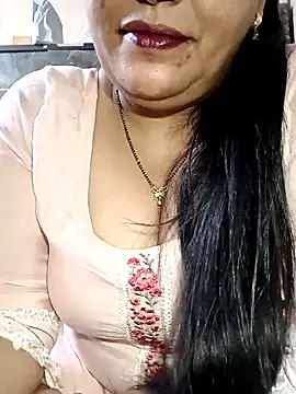 Snapshot of sneha_rose chatting on January 19, 2025, 6:00 pm sneha rose online show from January 19, 2025, 6:00 pm