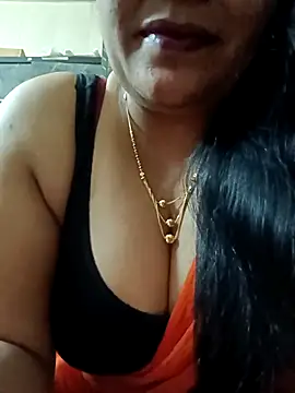 Snapshot of sneha_rose chatting on February 25, 2025, 6:23 pm sneha rose online show from February 25, 2025, 6:23 pm