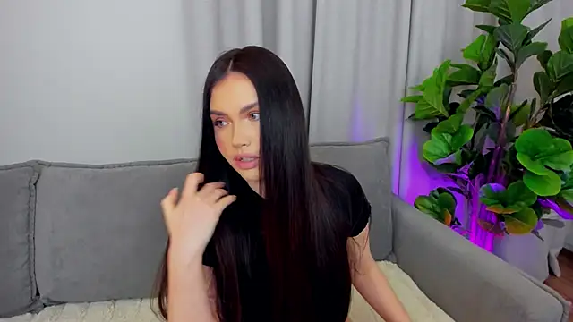 sexyangeloux online show from April 5, 2026, 10:05 pm