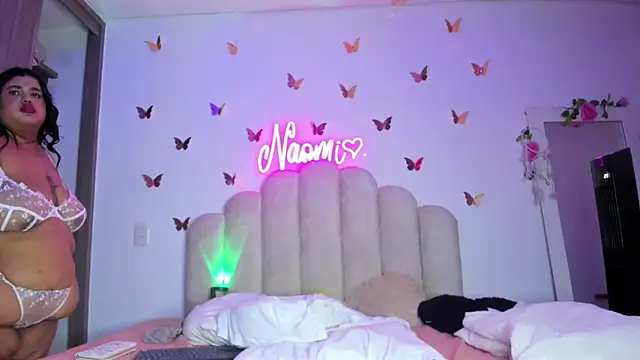 NaomiAsha online show from September 22, 2025, 11:27 am