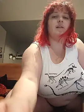 Snapshot of LadyRochester chatting on June 16, 2026, 4:29 pm LadyRochester online show from June 16, 2026, 4:29 pm