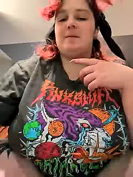 Snapshot of LadyRochester chatting on July 2, 2026, 11:44 pm LadyRochester online show from July 2, 2026, 11:44 pm