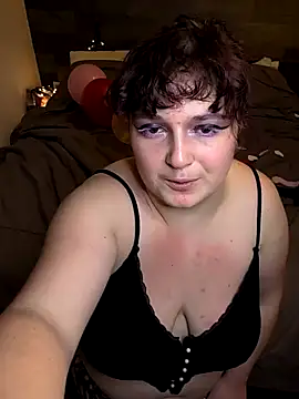 LadyRochester online show from February 16, 2026, 8:40 pm