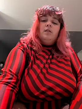 LadyRochester online show from October 25, 2025, 1:16 am