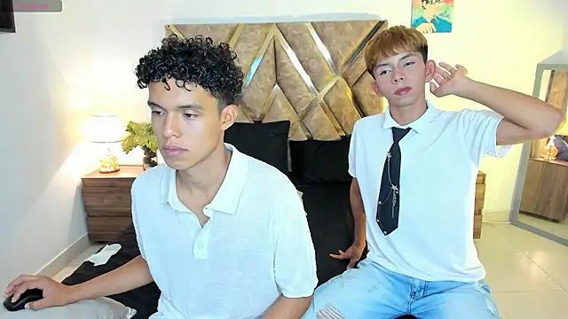 Snapshot of nickolas_moon chatting on December 1, 2025, 2:34 am nickolas moon online show from December 1, 2025, 2:34 am