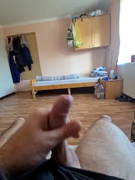 kisbiro77777 online show from November 8, 2025, 1:14 pm