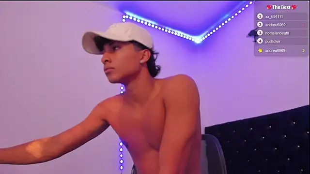 Snapshot of _diegsz_ chatting on March 17, 2025, 1:08 pm diegsz online show from March 17, 2025, 1:08 pm