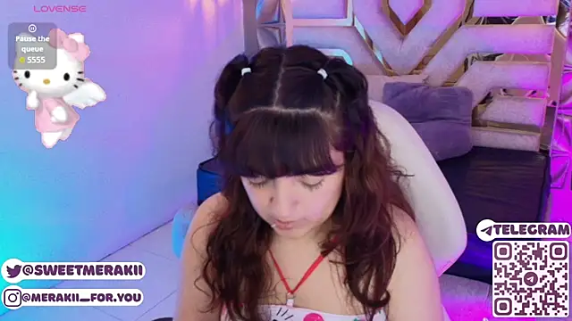 Snapshot of meraki_fraise chatting on March 7, 2026, 4:30 am meraki fraise online show from March 7, 2026, 4:30 am