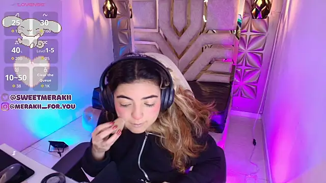 Snapshot of meraki_fraise chatting on December 16, 2025, 3:44 am meraki fraise online show from December 16, 2025, 3:44 am