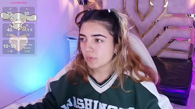 meraki fraise online show from October 14, 2025, 7:58 pm