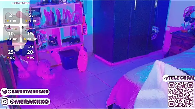 Snapshot of meraki_fraise chatting on April 13, 2026, 9:30 pm meraki fraise online show from April 13, 2026, 9:30 pm